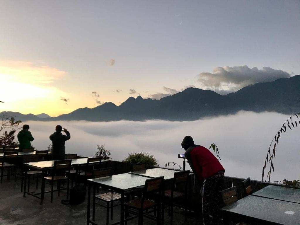 Fansipan Terrace Cafe - Điểm săn mây lý tưởng không thể bỏ qua khi đến Sapa