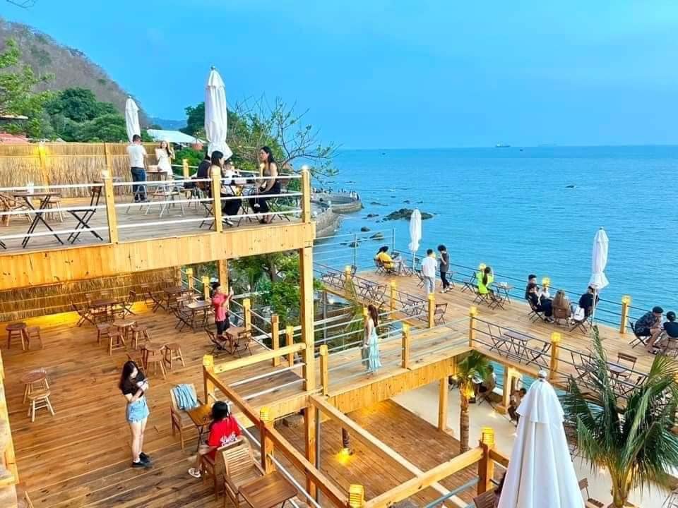 COFFEE SEA & SUN – Quán cafe view biển cực xịn