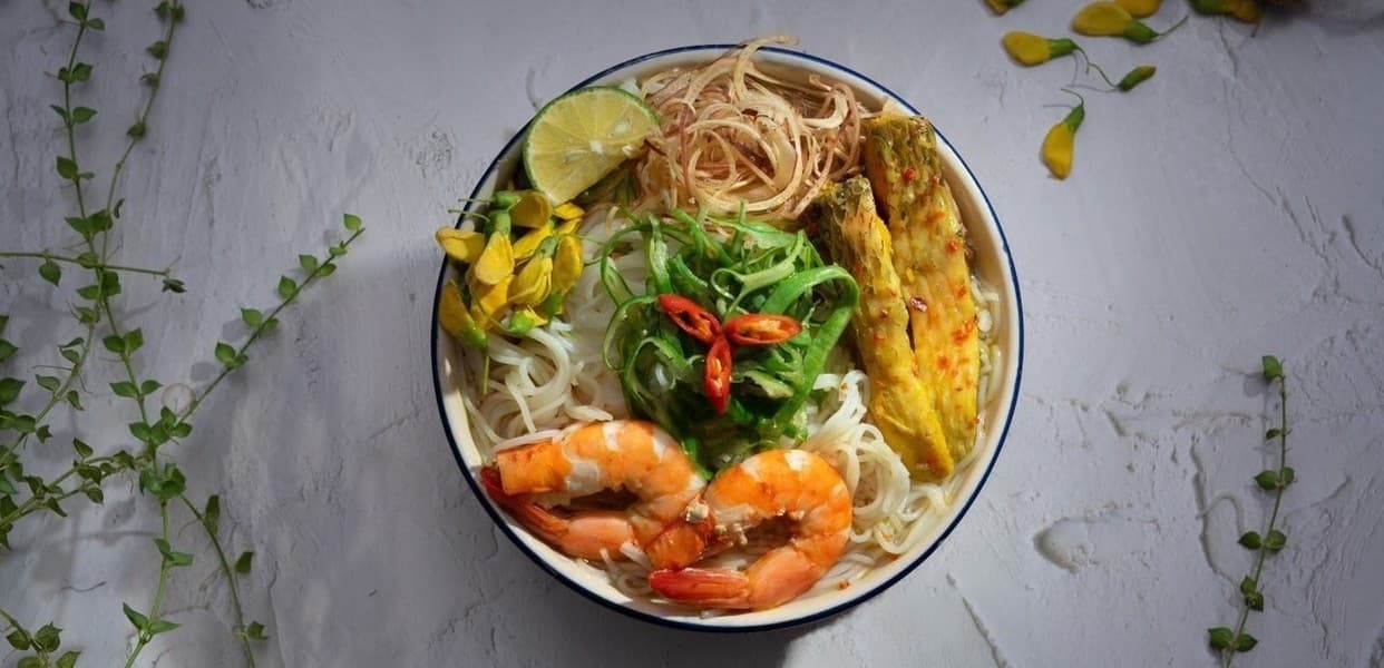 Bún Cá Châu Đốc Dì Huệ – Hương vị miền Tây mộc mạc giữa lòng Sài Gòn